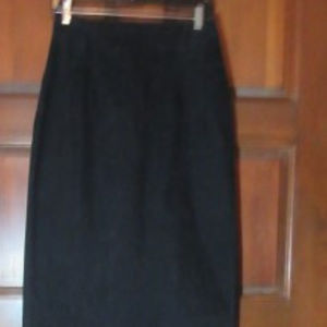 VINTAGE LONG BLACK DENIM SKIRT Size 8